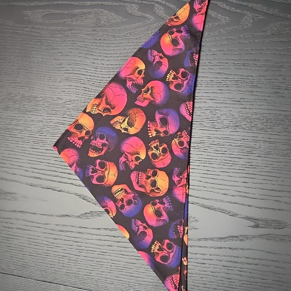 Colorful Skull Pet Bandana - Picture 4 of 5
